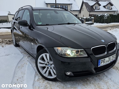 BMW Seria 3 318i Touring Edition Lifestyle