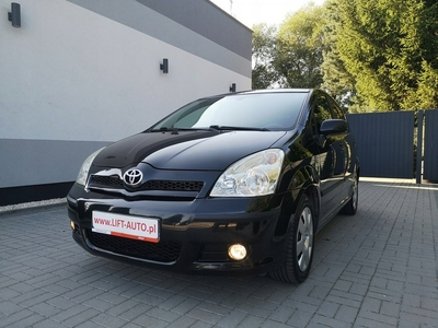 Toyota Corolla Verso E120 1.8 VVT-i 130KM 2005