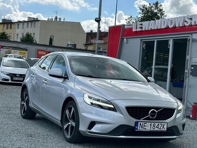 Volvo V40 II Hatchback Facelifting 2.0 D3 150KM 2018