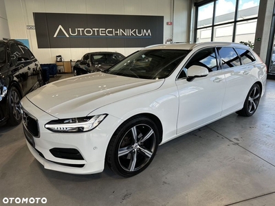 Volvo V90 D4 Momentum