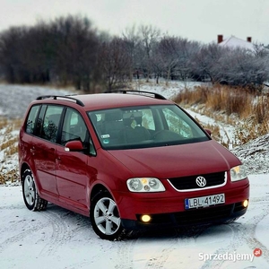 VW Touran 1.6 Fsi 2003 r Zadbany bez rdzy