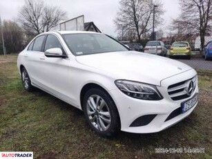 Mercedes C-klasa 1.5 benzyna 184 KM 2019r. (Komorniki)