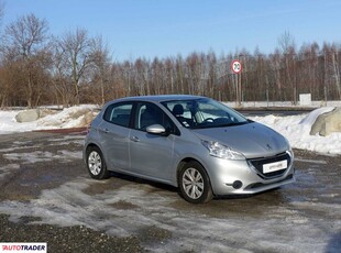 Peugeot 208 1.2 benzyna 82 KM 2013r. (Buczkowice)