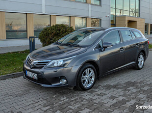 Toyota Avensis Salon PL Lift 2013 r. Bezwypadkowa