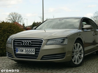 Audi A8 4.2 FSI quattro tiptronic Langversion