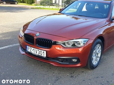 BMW Seria 3 318d Touring