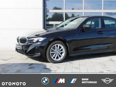 BMW Seria 3 318i