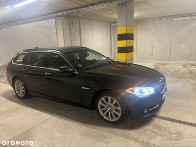 BMW Seria 5 530d xDrive Touring