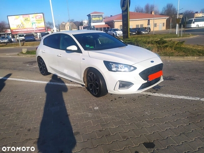 Ford Focus 1.0 EcoBoost mHEV ST-Line