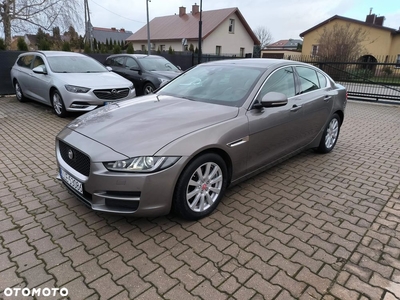 Jaguar XE 2.0 T Prestige