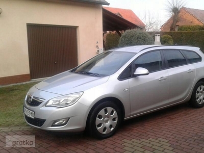 Opel Astra J 1.6 Benzyna*141 tyś km Potwierdzone* VI 2011R