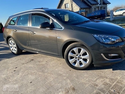 Opel Astra J