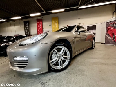 Porsche Panamera 4S PDK