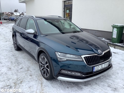 Skoda Superb 2.0 TSI 4x4 Scout DSG