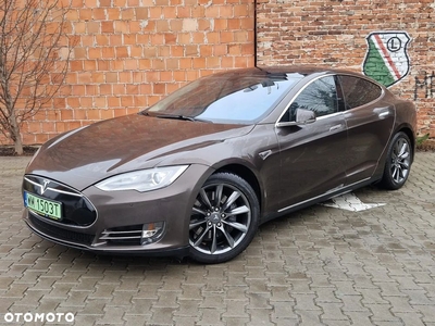 Tesla Model S Performance