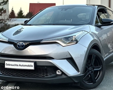 Toyota C-HR Hybrid Style Selection