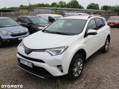 Toyota RAV4 2.5 4x2 Hybrid Team Deutschland