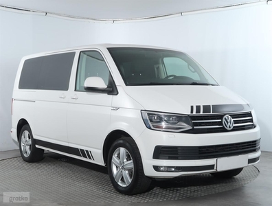 Volkswagen Caravelle , L1H1, 7 Miejsc