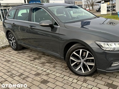 Volkswagen Passat 1.5 TSI EVO Business DSG