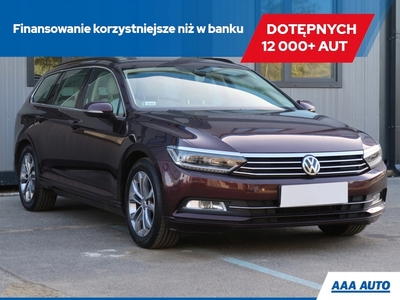 Volkswagen Passat B8 Variant 1.4 TSI 125KM 2015