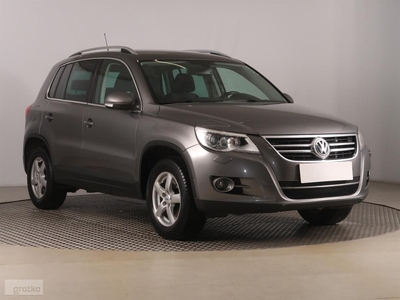 Volkswagen Tiguan , GAZ, Xenon, Bi-Xenon, Klimatronic, Tempomat, Parktronic