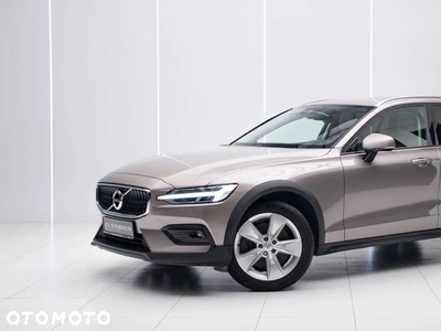 Volvo V60 Cross Country Pro B4 D AWD