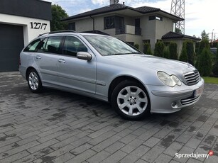 Mercedes C Klasa Lift 2006 r. 2.2 Diesel Navi Bezwypadkowy B