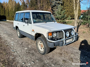 Mitsubishi Pajero Mitsubishi Pajero 2.5D 84km 88r 4x4 7 os I (1982-1990)