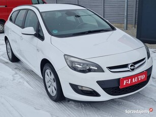 Opel Astra J 1.6cdti Navi Klima Tempomat PDC Alu Grzane Fotele i Kierownica