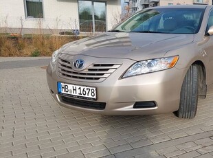 Toyota Camry 2.4