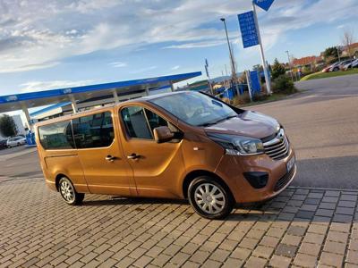 Używane Opel Vivaro - 88 000 PLN, 150 000 km, 2018