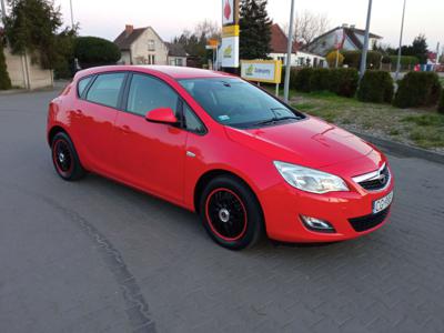 Używane Opel Astra - 24 900 PLN, 138 000 km, 2010