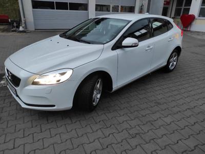 Używane Volvo V40 - 60 000 PLN, 72 000 km, 2017