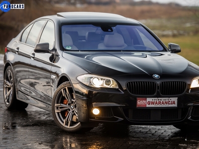 BMW Seria 5 F10-F11 Limuzyna 550i 407KM 2011