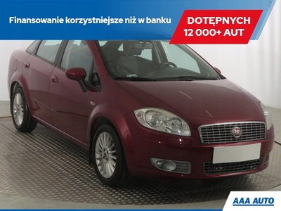 Fiat Linea Sedan 1.4 8v 77KM 2008