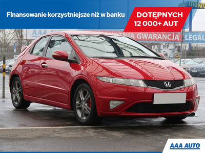 Honda Civic VIII Hatchback 3d 1.8 i-VTEC 140KM 2010