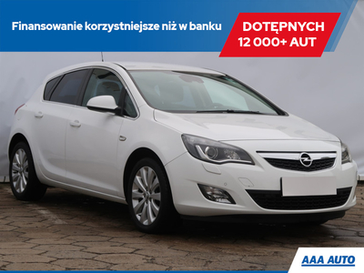 Opel Astra J Hatchback 5d 1.4 Turbo ECOTEC 140KM 2010