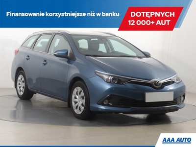 Toyota Auris II Touring Sports Facelifting 1.6 Valvematic 132KM 2017