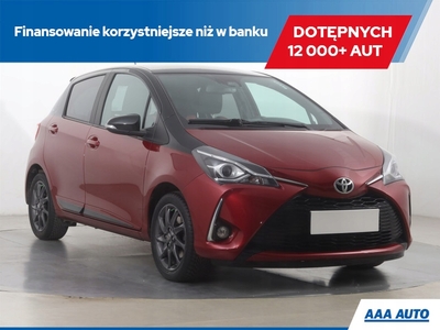 Toyota Yaris III Hatchback 5d Facelifting 2017 1.5 Dual VVT-iE 111KM 2017