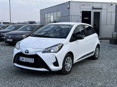 Toyota Yaris III Hatchback 5d Facelifting 2017 1.5 Dual VVT-iE 111KM 2020