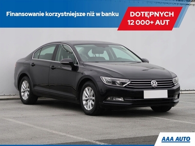 Volkswagen Passat B8 Limousine 1.6 TDI 120KM 2015