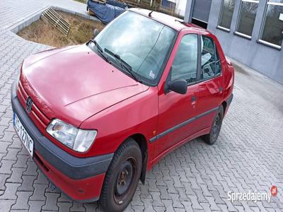 PEUGEOT 306 1,4 benzyna 74kM wspomaganie