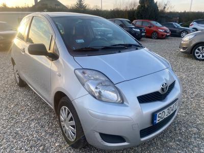 Toyota Yaris III Hatchback 5d 1.0 VVT-i 69KM 2011