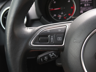 Audi A1 2016 1.6 TDI 121998km ABS klimatyzacja manualna