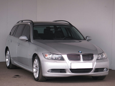 BMW 3 2008 318 i 151536km Kombi