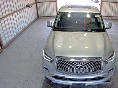 Infiniti QX80