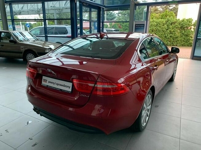 Jaguar XE 2.0D 180KM AUTO Prestige Faktura VAT23%