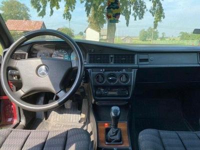 Mercedes-Benz 190 1.8