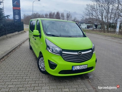 Opel Vivaro 9 osób 1.6 biturbo( nie trafic scudo expert primastar jumpy