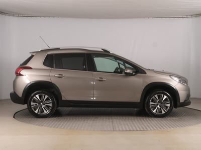 Peugeot 2008 2016 1.2 PureTech 131198km SUV